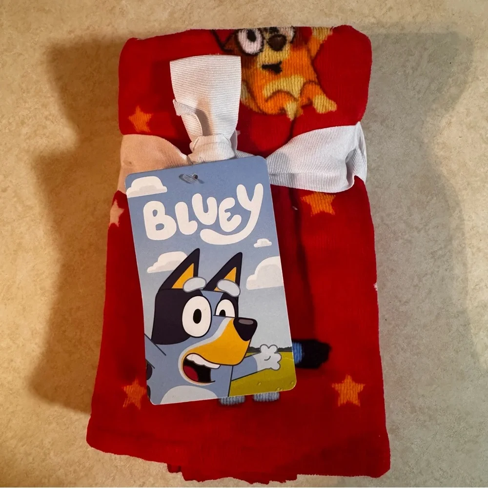 NWT Bluey Hand Towels